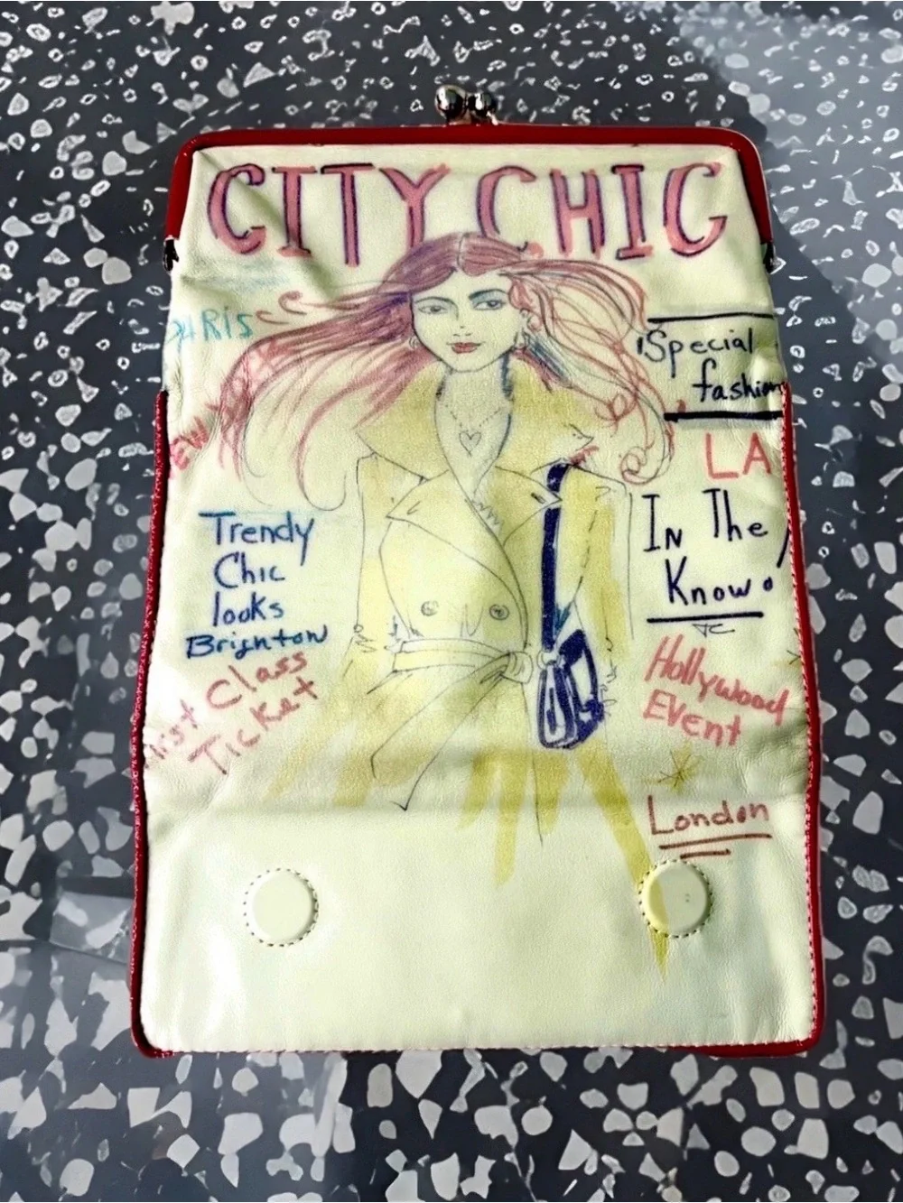 Vintage Brighton City Chic Graffiti Art Leather Trifold Fashionista KISS Wallet